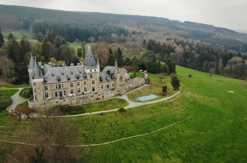 Chateau de Chevron, Belgium
